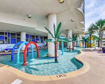 Luxury Oceanfront 3 Bedroom at Sandy Beach - Myrtle Beach - Piscina