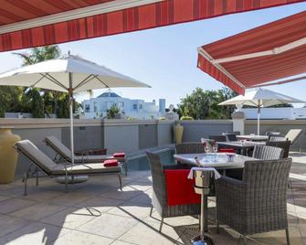 فيلا توسكانا باي مانتيس - بورت إليزابيث - شرفة