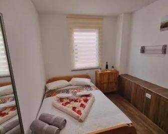 Hostel Bellavista - Koper - Habitación