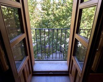 Apartamentos Ele San Justo Plaza - Salamanca - Balcony