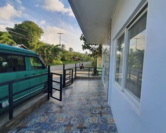 Mw Urbanterrace -Surigao Del Norte - Surigao - Balcón