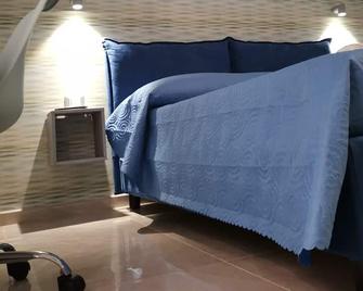 Margherita Boutique Rooms - Margherita di Savoia - Schlafzimmer