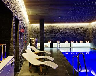 ذا ثيف - أوسلو - حوض السباحة