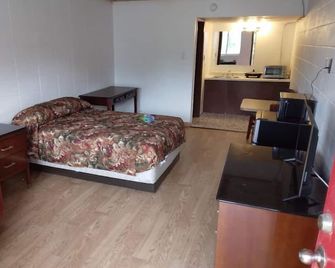 St Roberts Towne & Village Extended Stay - St Robert