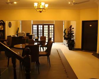 Hotel Inn Karachi - Karatschi - Essbereich