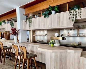 Hotel am Buchwald - Esslingen - Bar