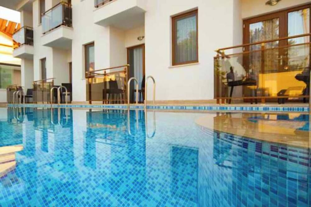 Blueberry Boutique Hotel