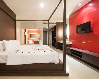Alfresco Phuket Hotel - Πατόνγκ