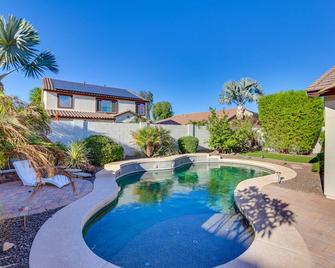 Heated Pool and Hot Tub at Home Near Luke AFB - Surprise - Pool
