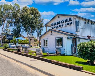 Ramona Valley Inn - Fernbrook - Edificio