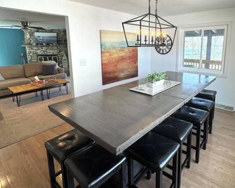 Heart of Egg Harbor 4 Bedroom 3 Bath Home. Harbor Cottage - Egg Harbor - Essbereich