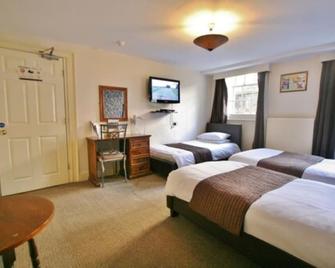 Central Hotel Cheltenham by Roomsbooked - Cheltenham - Slaapkamer
