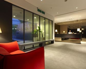 Hotel Double One - טאיפיי - דלפק קבלה