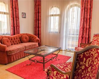 Maxwell Holiday Club - Marmaris - Sala de estar