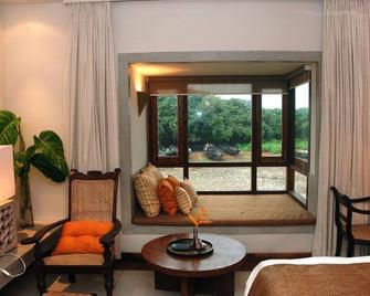 Ganga Kutir - Roychak - Sala de estar