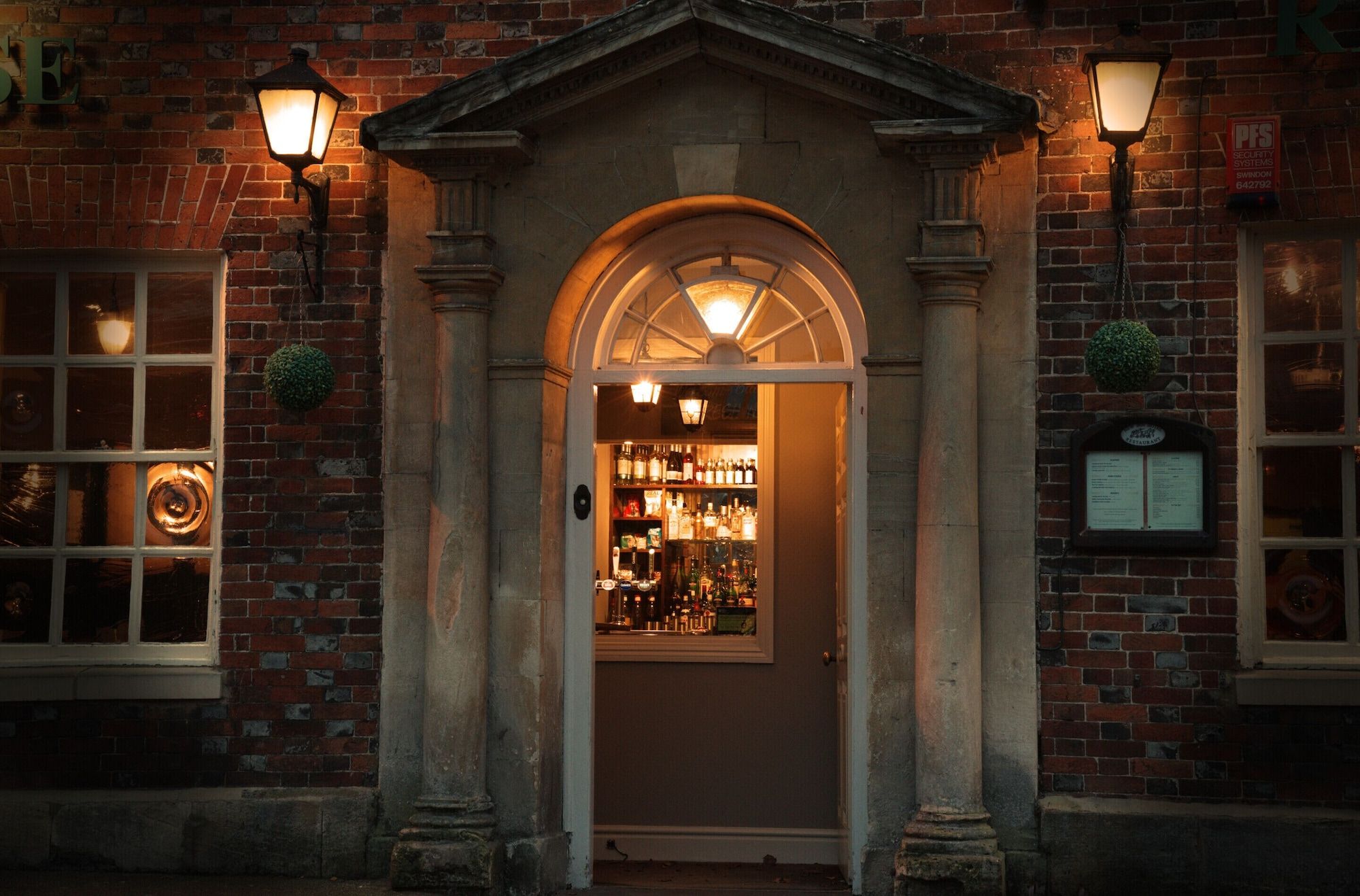The New Inn Hotel thumbnail 3