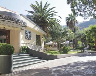 Hotel Tirreno - Parghelia - Outdoor view