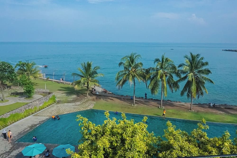 The West Cove Hotel - Anyar