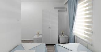 Hotel Tuna - Edremit - Bedroom