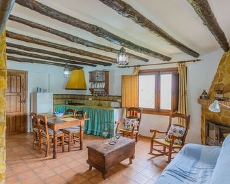 Casa Dehesa de las Casas Algarinejo by Ruralidays - Algarinejo - Sala de estar