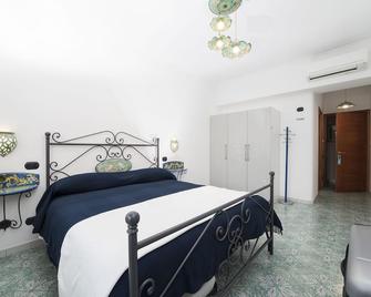 B&B Palazzo Pinto - Vietri sul Mare - Habitación