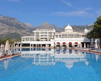 Juju Premier Palace - Göynük - Pool