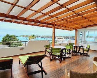 Galapagos Apartments - Bay View House - Puerto Ayora - Balcony