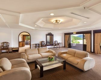 Bayview Beach Resort Penang - Batu Ferringhi - Lounge