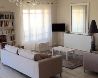 Saint Jacques - Sorede - Living room