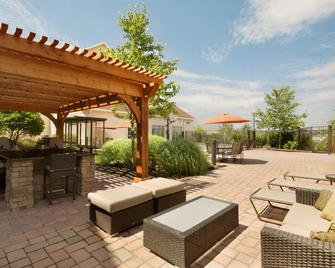 Homewood Suites by Hilton York - York - Patio
