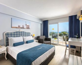 Atlantique Holiday Club - Κουσάντασι