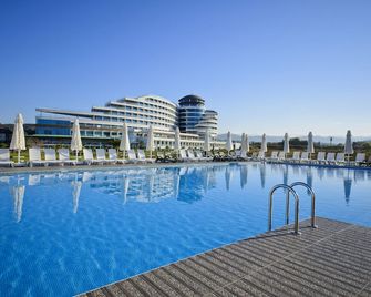 Raymar Hotels & Resorts - אוקורצ'אלאר - בריכה