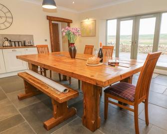 Blake Hall - Barnard Castle - Dining room