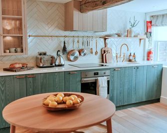 Finest Retreats - The Old Stables at Tenterden - Tenterden - Küche