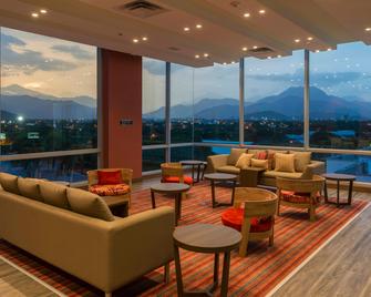 Hampton By Hilton Valledupar - Valledupar - Lounge