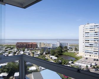 Frische-Brise-09-08 - Cuxhaven - Balkón
