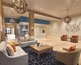Hyatt House Virginia Beach/Oceanfront - Virginia Beach - Lounge