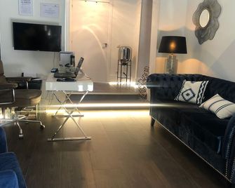 Modular Rooms Hotels - מדריד - סלון