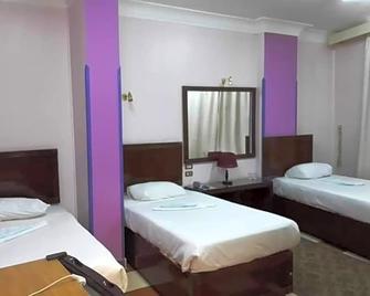 Dream Hotel - Qena - Bedroom