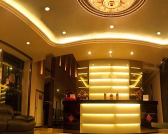 Avantgarde Hotel - Johor Bahru - Front desk