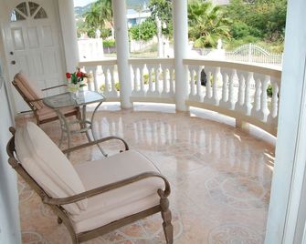 Celebrity Villa Jamaica - Montego Bay - Balkon