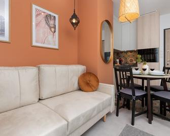 Cozy Nights Letnicka by Renters Prestige - Gdansk - Sala de estar