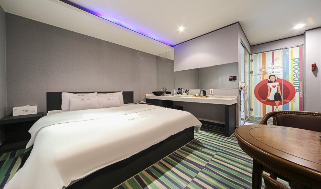 بوسان نامبودونج ذا شارب