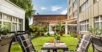 Best Western Plus Delta Park Hotel - Mannheim - Veranda