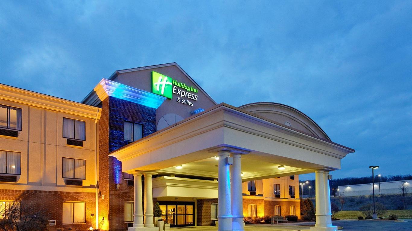 Holiday Inn Express & Suites Lancaster