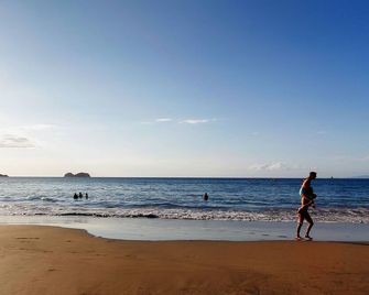 Hotel Villas Acacia - Playa Hermosa - Strand