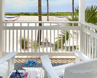 Parrot Key Hotel & Villas - קי ווסט - מרפסת