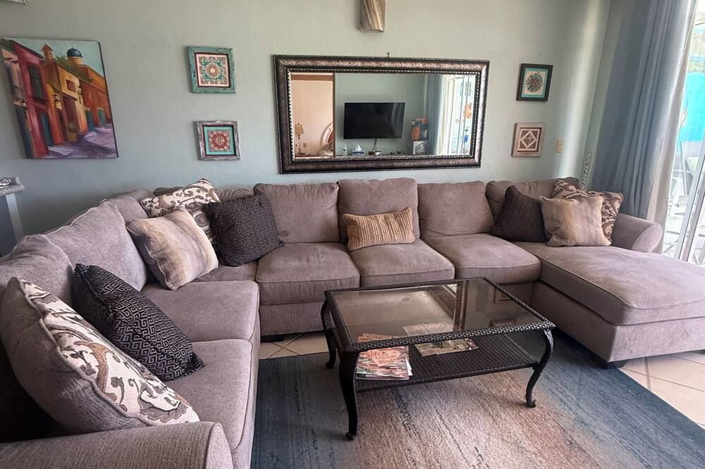 Casa Bliss is your ideal holiday getaway with ocean and golf course views - San José del Cabo - Sala de estar