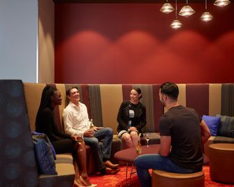 Holiday Inn Express Sydney Macquarie Park By IHG - Macquarie Park - Lounge