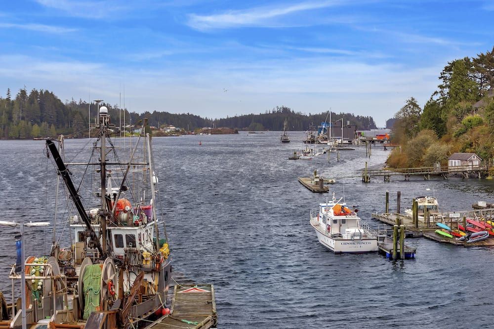 The Moorage - Ucluelet - Outdoors view